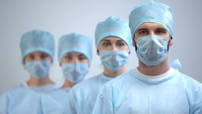 Doctor-Surgeons-Hospital-Team