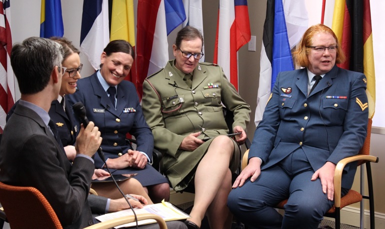 us generals gay female vs